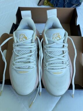 Judah 1 New Creation Women's Cream Lace-Up Fashion Sneakers with Gold Details